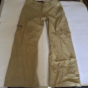 Burton snow pants size M